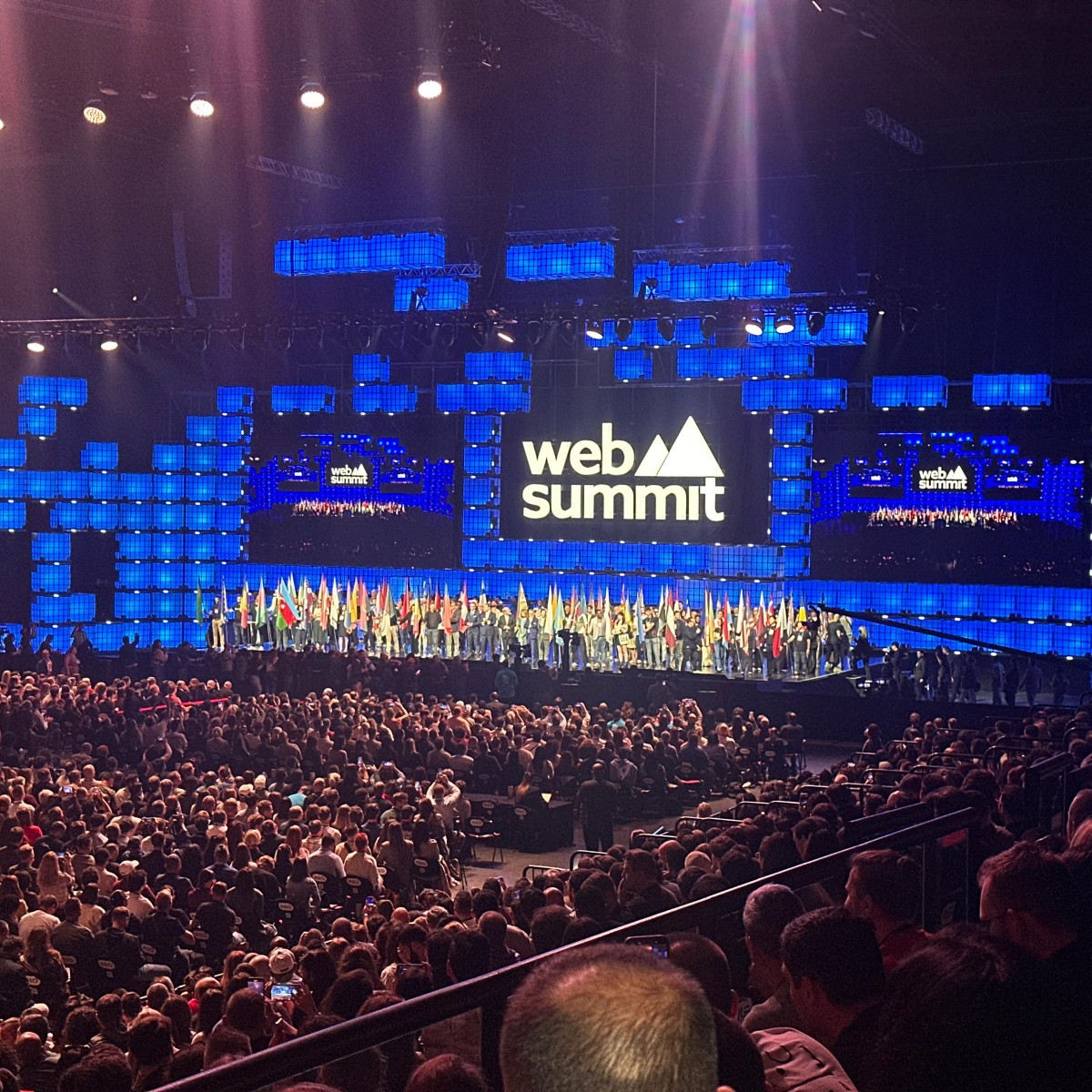 Brasil se destaca no Web Summit Lisboa 2025 com IA e o case Pix