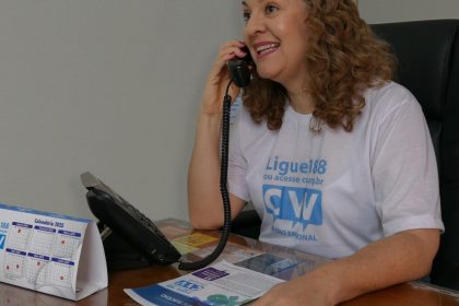 CVV reforça plantão para apoio emocional no fim de ano