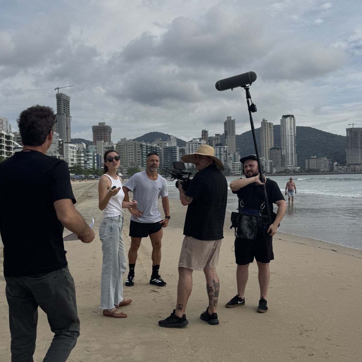 Diego Ribas divulga empreendimento de luxo em Itapema (SC)