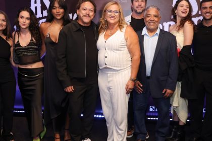 Elenco de 'Asa Branca - A Voz da Arena' marca presença em pré-estreia