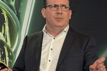 Especialista em segurança quântica, Michele Mosca visita o Brasil