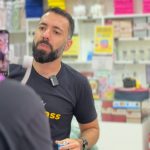 First Class fatura um mês em 4 horas com Live Shop