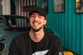 FlyMedia surge com R$ 20 mi para criar influenciadores de IA