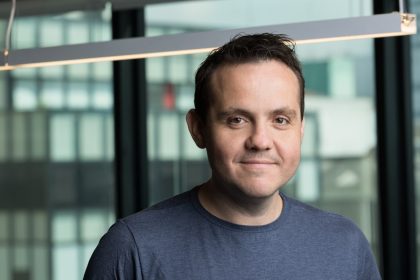 Fraudes por IA: 'Fricção inteligente' como resposta