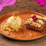 Guacamole turbina experiência com touro mecânico e cardápio novo