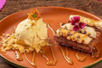 Guacamole turbina experiência com touro mecânico e cardápio novo