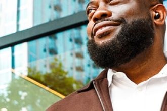 IA em smartwatches ajuda a reduzir crises emocionais em crianças