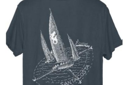 Marina Itajaí e Santacosta lançam collab de camisetas inspiradas no mar