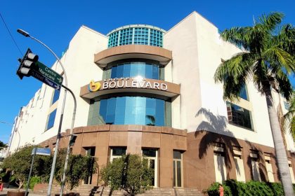 Natal no Shopping Boulevard: clientes ganham panetone