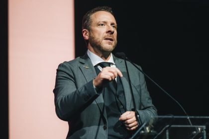 Personagem político: branding ou reputação? Análise de Guto Araujo