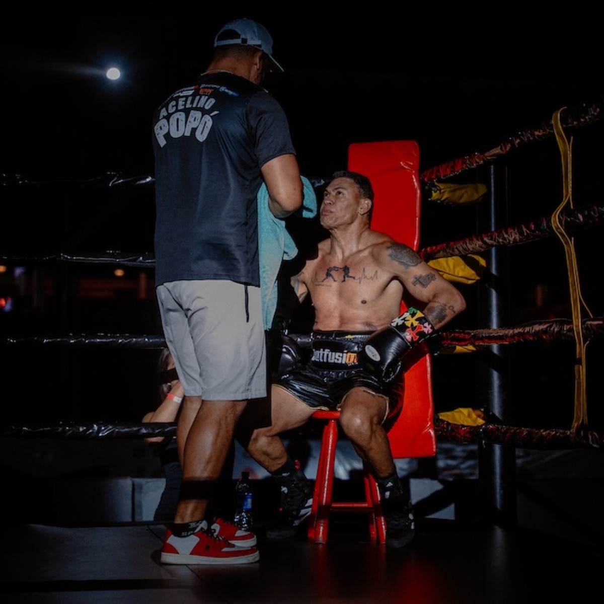 Popó volta aos ringues e anima público em Balneário Camboriú