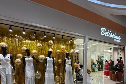 Roupas de Réveillon dominam vitrines na Região da 44 em Goiânia