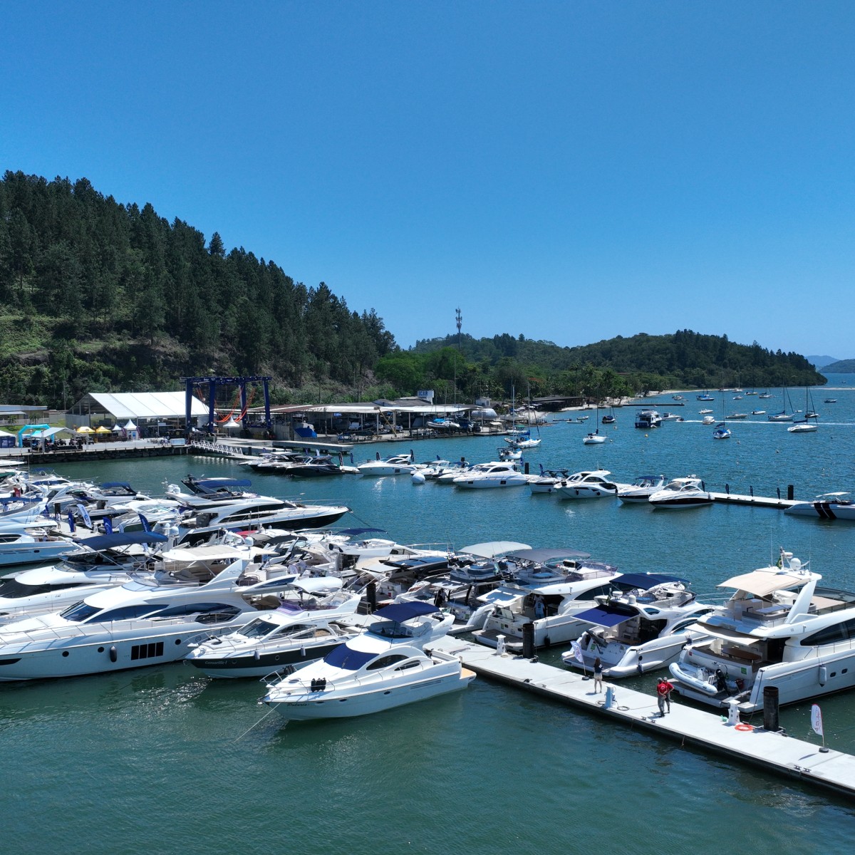 Salão de Usados Náutica agita Angra e atrai 2,5 mil visitantes