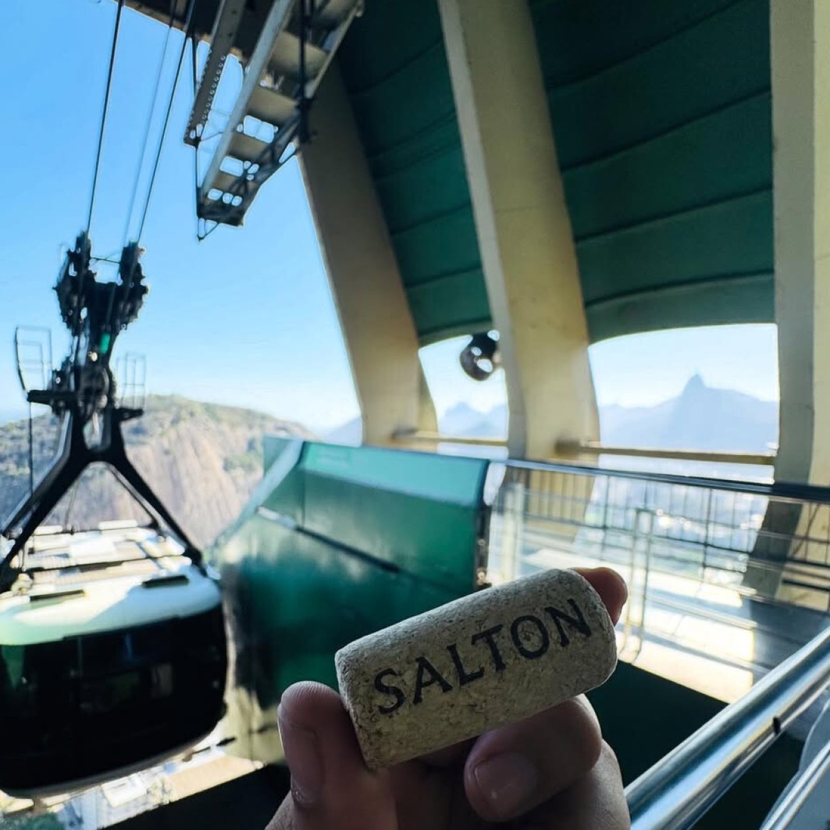 Salton e Errejota B. inauguram quiosque no Pão de Açúcar (RJ)