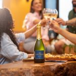 Salton lança campanha e celebra liderança no mercado de espumantes