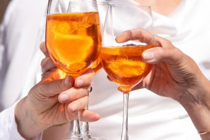 Sexo na festa da firma: 34% dos brasileiros aprovam, diz pesquisa