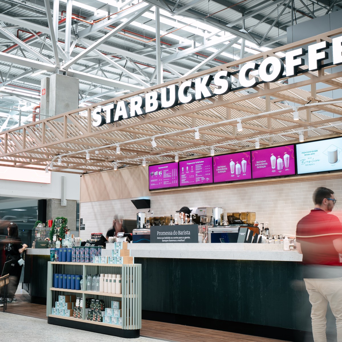 Starbucks anuncia expansão no Brasil com novas lojas em 2026