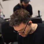 Tatuador brasileiro aposta em formação e fortalece ensino do realismo