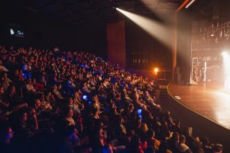 Teatro Adolpho Bloch no Rio ganha novo ciclo com TotalEnergies