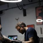 Tecnologia e tatuagem: como softwares otimizam a criação artística