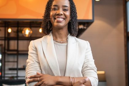 Uliving anuncia Kenia Miranda como Head de Operações