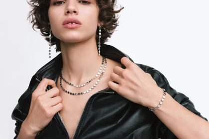 Calvin Klein lança linha de joias no Brasil com Casa Laranjeira