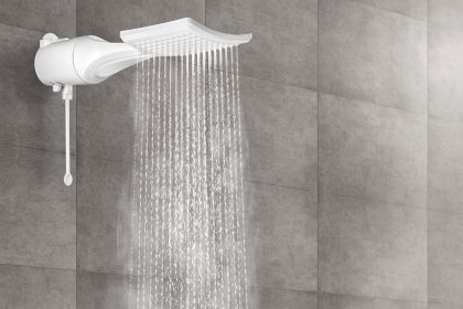 Economia no banho: dicas para as férias sem pesar na conta