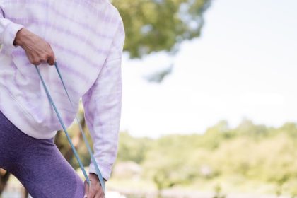 Envelhecimento populacional exige mais atenção à saúde das articulações