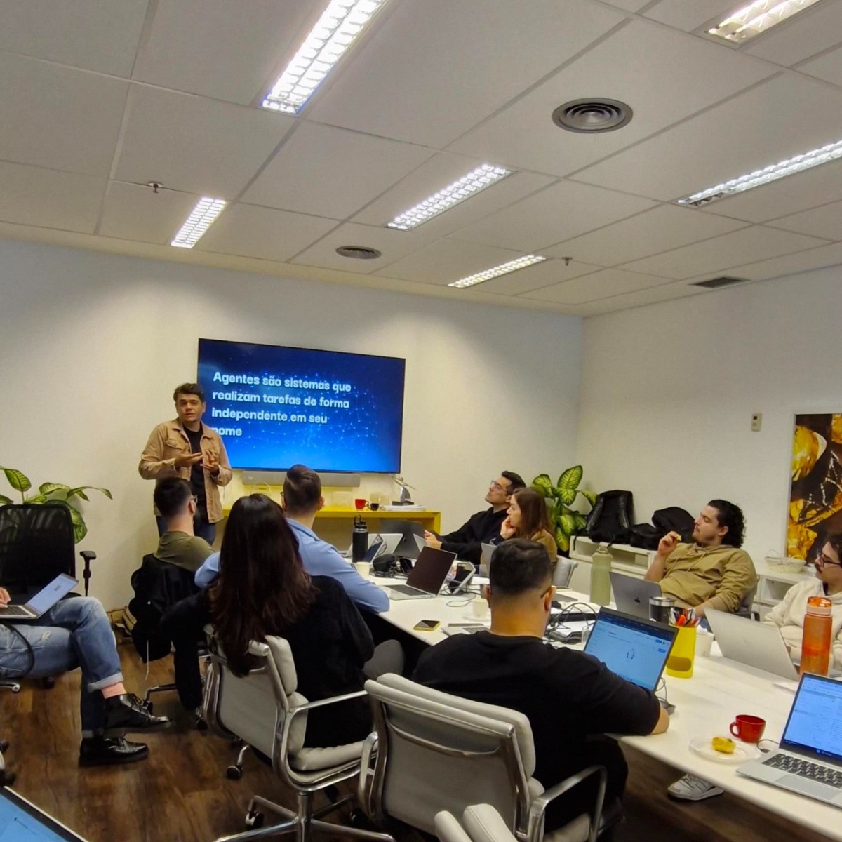 iDTBWA lança laboratório de IA para acelerar o domínio da tecnologia