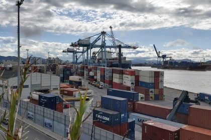 Itajaí (SC) lidera importações no Brasil em 2025 após disputa com Manaus