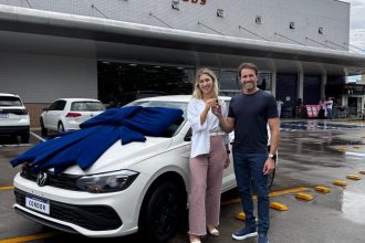 Jornalista sorteada pelo Condor realiza sonhos com carro