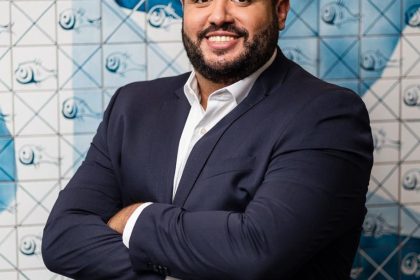 Livro infantil ensina educação digital para crianças