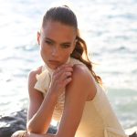 Maria Klaumann celebra 2026 em St. Barth com Magda Butrym