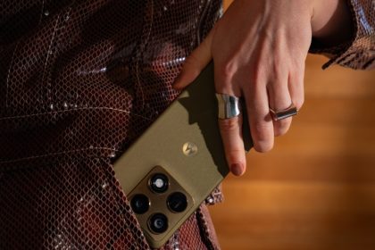 Motorola Signature: The Sphere vira vitrine na CES 2026