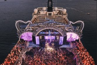 Navio Jorge & Mateus 20 Anos encerra turnê histórica em alto-mar