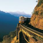 Passeio de trem no Paraná atrai turistas e ganha destaque na Alemanha