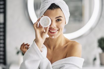 Pele saudável no verão: 5 produtos para skincare matinal