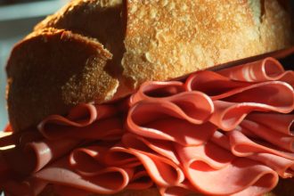 Perdigão celebra aniversário de SP com campanha da Mortadela Ouro