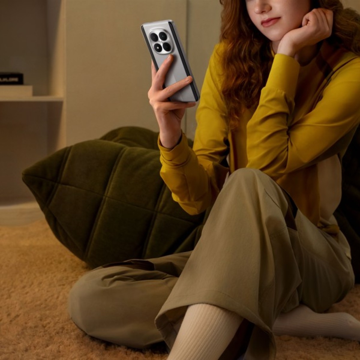 POCO M8 5G chega ao Brasil com foco em entretenimento e bateria