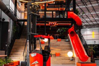 Retenção de talentos: empresa se destaca com horários flexíveis