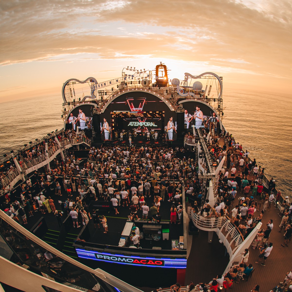 Réveillon em Alto-Mar tem shows de Mioto e Alok em noite de gala