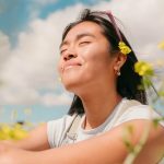 Solteiros repensam hábitos de namoro para 2026, aponta pesquisa