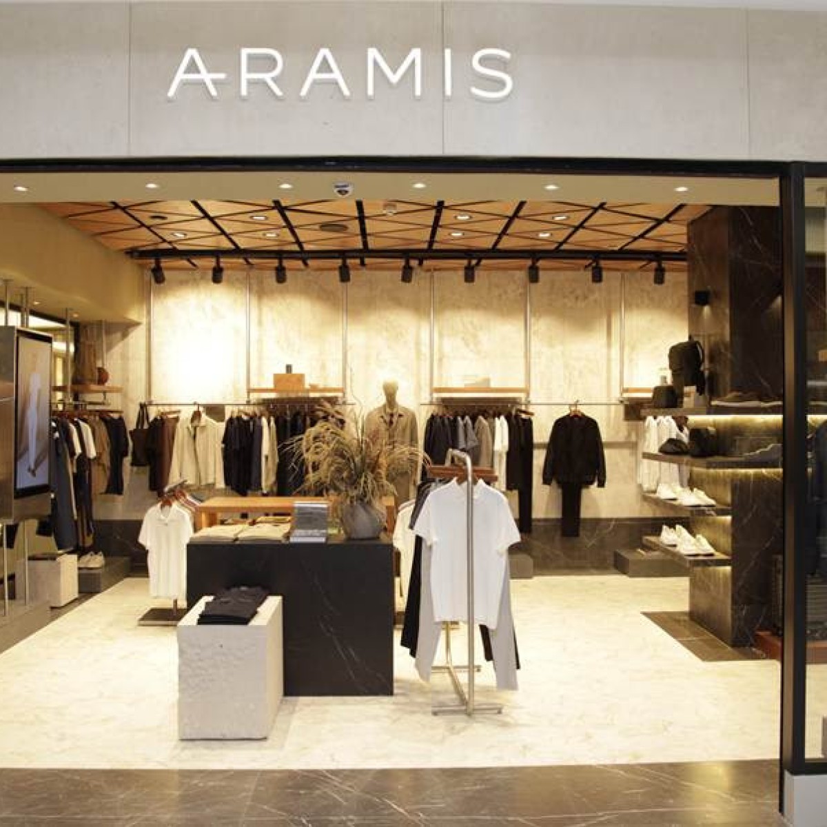 Aramis Next foca na Geração Alpha com agência Rosh