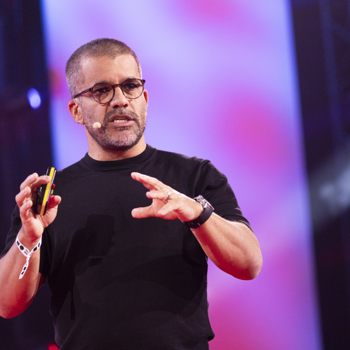 Autor de campanhas da Nike e Adidas lança livro sobre Fandom