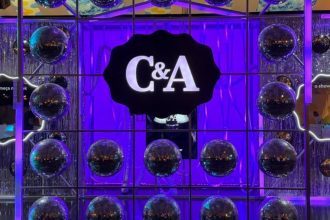 C&A lança coleção especial para show de Shakira no Rio