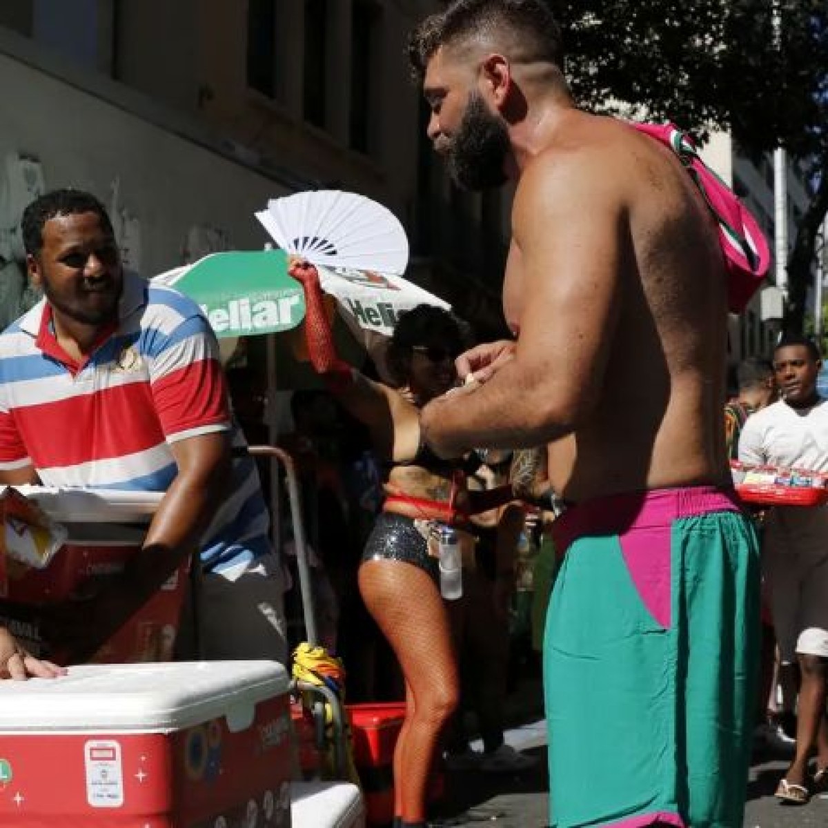 Carnaval 2026: Alerta para 12 golpes digitais e dicas de prevenção