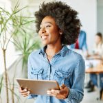 IA no atendimento: estudo revela percepções distintas entre empresas e clientes