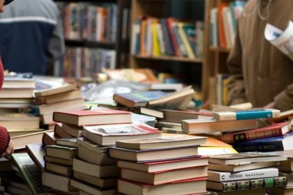 Livros sem estratégia afetam reputação de autores, diz especialista