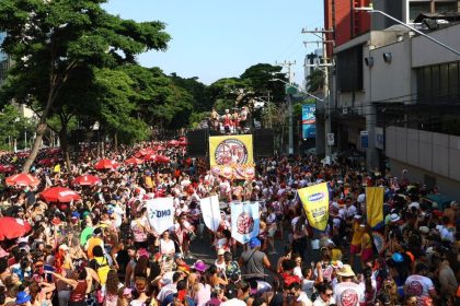 OMO Lavanderia patrocina Bloco Não Serve Mestre no Carnaval