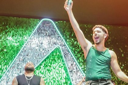 Pedro Sampaio chega de jet ski ao Carnaval de Salvador para Beats